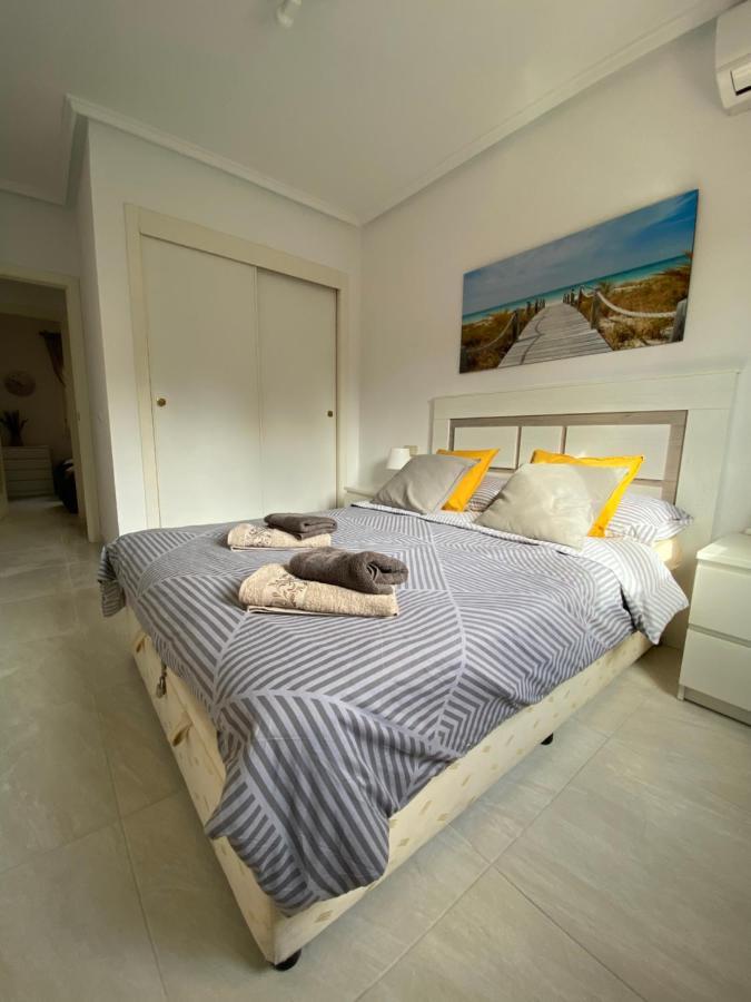 Sunshine Apartment Τορεβιέχα Εξωτερικό φωτογραφία